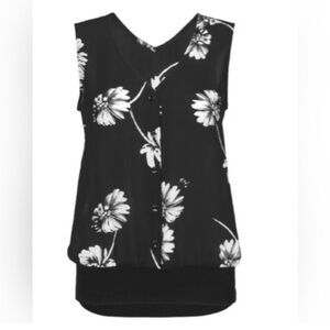 Cabi Knitwit Top. Black/white floral. Size Large.